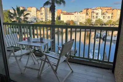 Image de Gruissan - T2 cosy 4 pers - Proche port