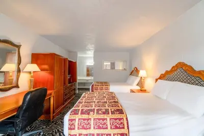 Image de 3 Family-Friendly Bed Rooms with Parking – Explore Museum of the Great Plains