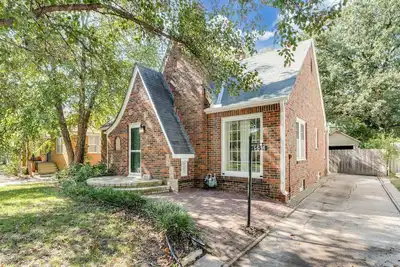 Image de The Brick House on Broadview, Wichita Boutique Stay