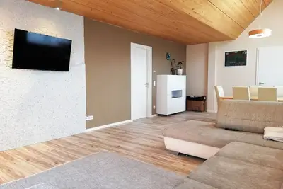 Image de Salzburg: Quiet house with views of the Alps & close to the lake