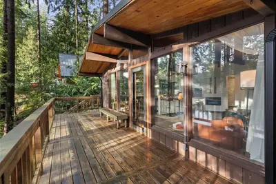 Oar & Evergreen: Forest Views + Private Dock