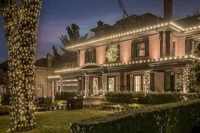 Image de 7 bed 10 bath House in Lawrence Park