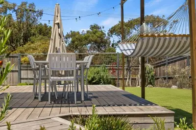 Hideaway House - 15 Lewis Road, Carrickalinga