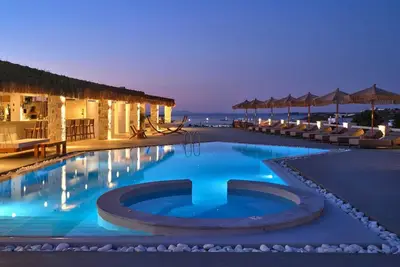 3br Villa Private Jacuzzi • Garden Breakfast Inc