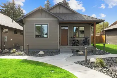 Image de Brand new 2-bedroom cottage in charming Red Lodge