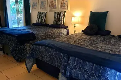 Image de Delightful 2-bedroom apartment in Garsfontein, Pretoria perfect for your stay