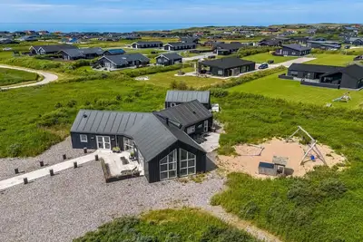 Image de \"Jonas\" - 450m from the sea by Interhome