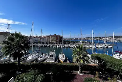 Image de T2 Cabine avec Piscine et Parking, Animaux admis