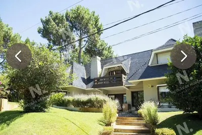 Image de Family house in a residential area, close to everything in Punta del Este.
