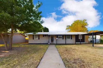 Image de Family Home 4-bedroom house with Ac in welcoming Lubbock