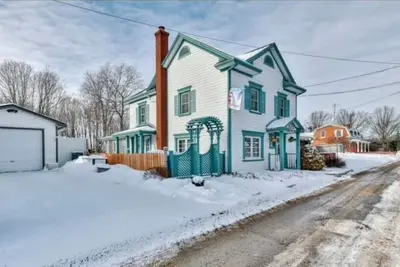 Image de Havre de paix, magnifique vu sur le canal, maison accueillante chaleureuse.
