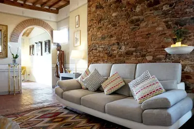 Image de Elegant 2 Bedroom Apartment in the heart of Lucca