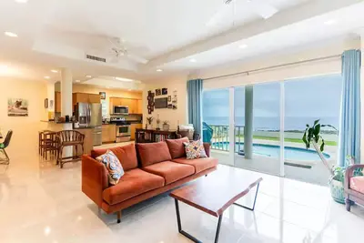 Image de Pig's Leap. \nTranquil 4-bedroom house with Ac in charming Savannah