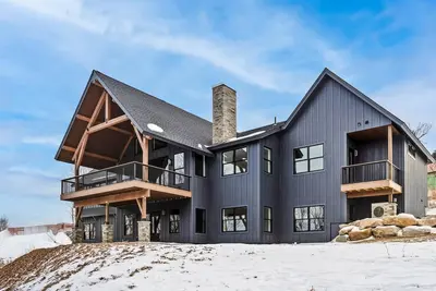 Image de Lift 20 Lodge | Ski In/Out 4 Bedroom Home