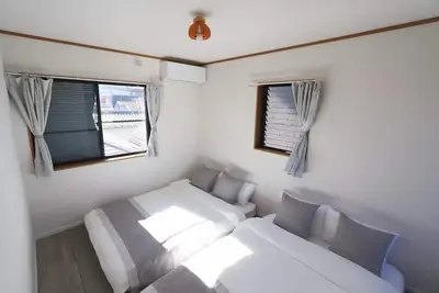 Image de Yamanote Line | Ueno & Ikebukuro | 84 m² | Entire House | 8 Guests