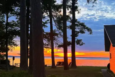 Image de Cozy 2-Bedroom Cottage in Manistique near Indian Lake