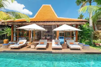 Image de A serene luxury villa in Berawa, Canggu!