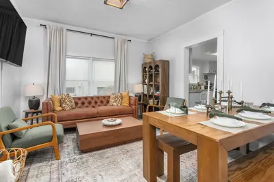 Image de Cozy 3bd w/ Air Hockey, Bbq - Near Duke University