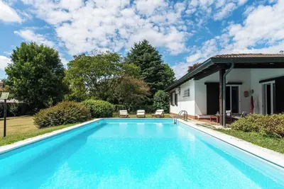 Image de Villa Wanna avec piscine privée by Propertize