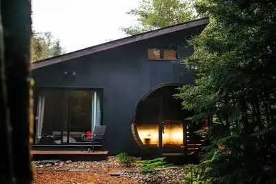 Image de Pond Cabin: Private Sauna+Near Beach+FirePit+Pond