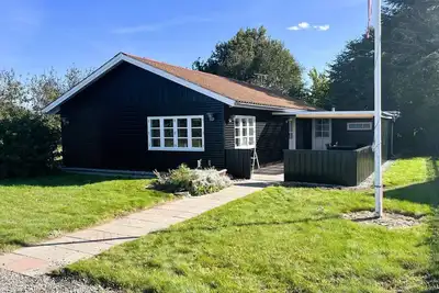 \"Sada\" - 30m from the sea by Interhome