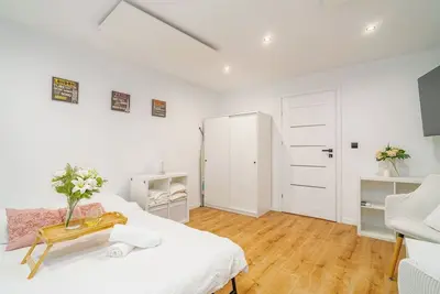 Image de Podgórze 2-Bedrooms Apartment - 54m2, Air Con - by Rentujemy