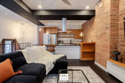 Image de Elegant Downtown Stay | Near Bell Centre Mtl