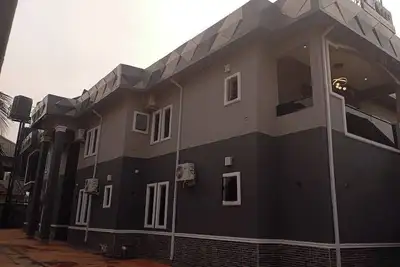 517vip Suites and Apartments Awka