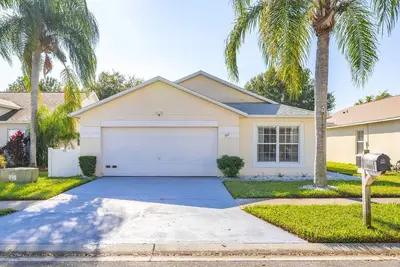 4 bedroom Florida hideaway with private pool