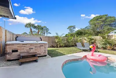 Image de The Flamingo House: Pool, Hot tub, Game Room