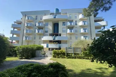 Image de Appartement de vacances avec climatisation et balcon