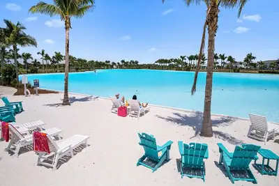 Image de Aqua: Huge Lagoon Resort Pool, Outdoor Oasis by Anna Maria Life Vacation Rentals