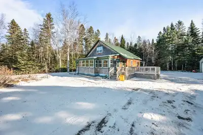 Elta Cabin | Close to Saddleback, Snowmobile Access, & Pet Friendly!