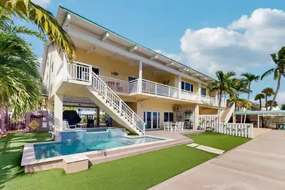 Waterfront Escape Featuring Private Pool, Hot Tub & 50 ft. Boat Dock