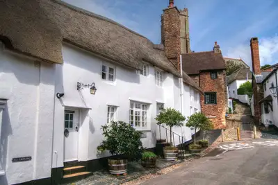 Image de Spacious luxury thatched cottage with private hot tub on the edge of Exmoor
