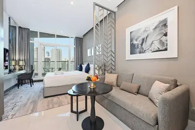 Image de Luxury Canal view studio in Down town Dubai