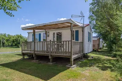 Image de Mobil home spacieux avec terrasse pour 8 personnes