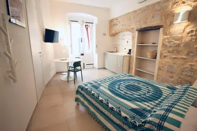 Image de Ca' Rouge - Modern & Bright 3br Boutique Retreat