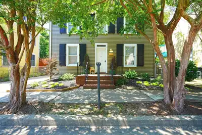 Image de Great in-town Lewes location! 132 S Washington