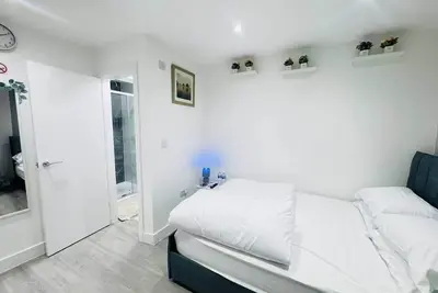 Image de Cosy En-Suite Room near Cardiff City Centre