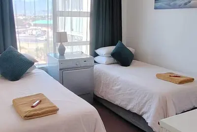 Image de Adorable 3-bedroom apartment in enchanting Strand near the beach