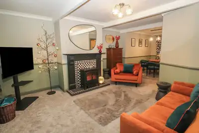 Image de Franbols Cottage, pet friendly, with a garden in Shelf