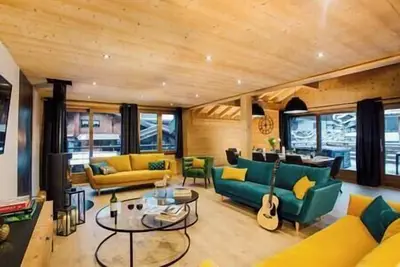Image de Chalet Harmonie: Morzine centre, stylish sleeps 12