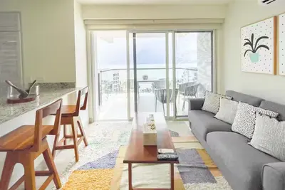 Paradise Haven -V3-8d- 2 bed, 2 bath