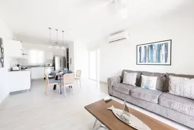 Sea Escape Villa -C7-Pbb- 2 bed, 2 bath