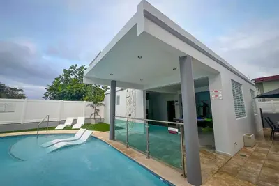 Isabela Luxury Escape