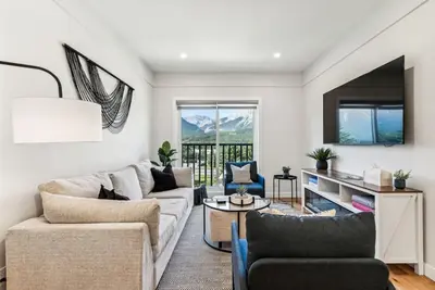 Image de 4br Golden Ridge Mountain Escape. Hot Tub + Gym!