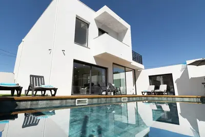 Image de Dino Beach House - Trois Chambres Maison, Couchages 6