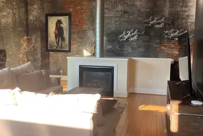 Image de Stave A While, your stylish & comfortable old Ky home away from home