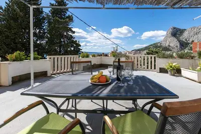 Image de Superbe appartement de 2 chambres à Omis